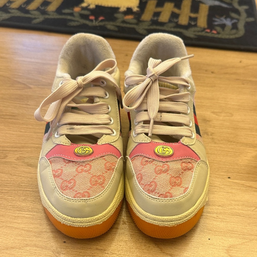 Gucci Pink Cream Logo-Trim Sneakers
